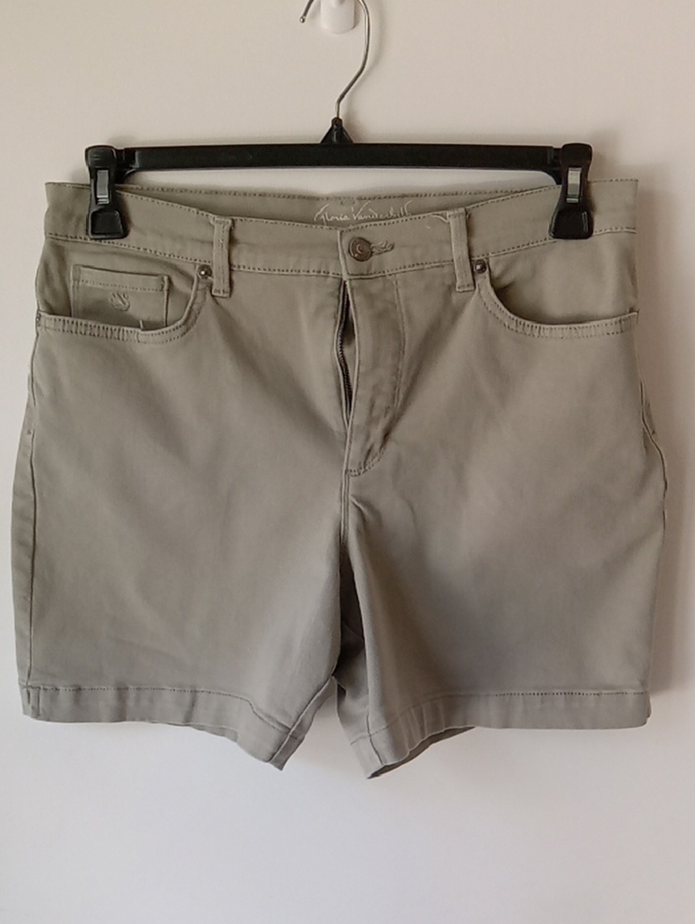 Gloria Vanderbilt Amanda Olive  Green Women Shorts